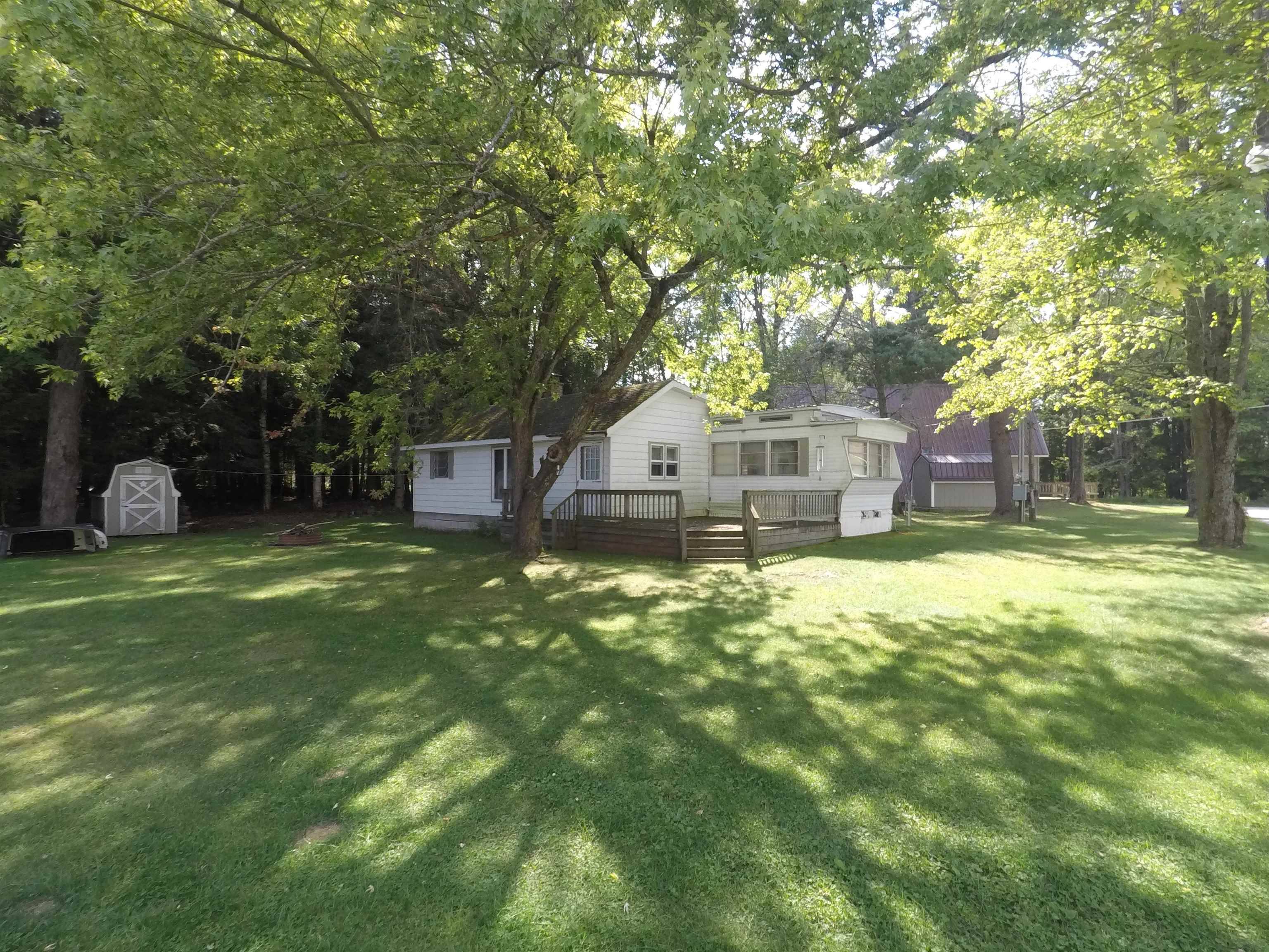 104 Bass CT, Selma Twp, MI 49601