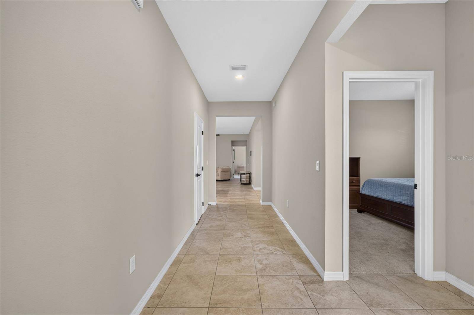 306 ALCOVE DR, Groveland, FL 34736