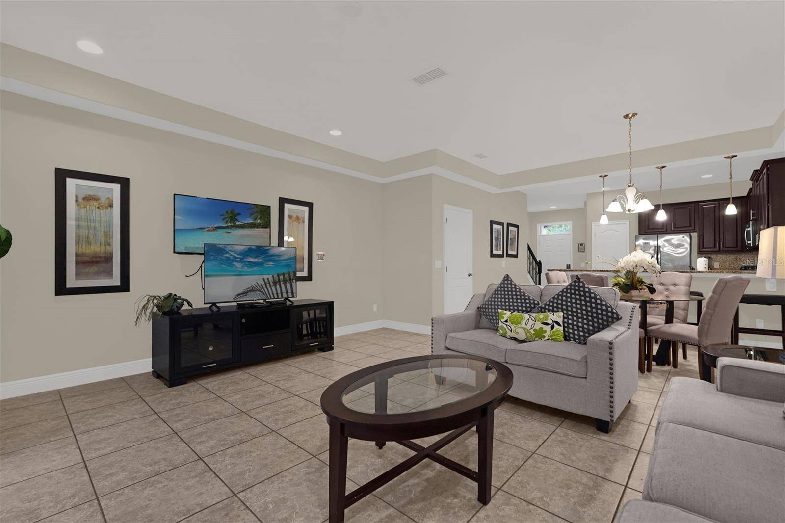 8095 BROOKSVILLE DR, Davenport, FL 33896