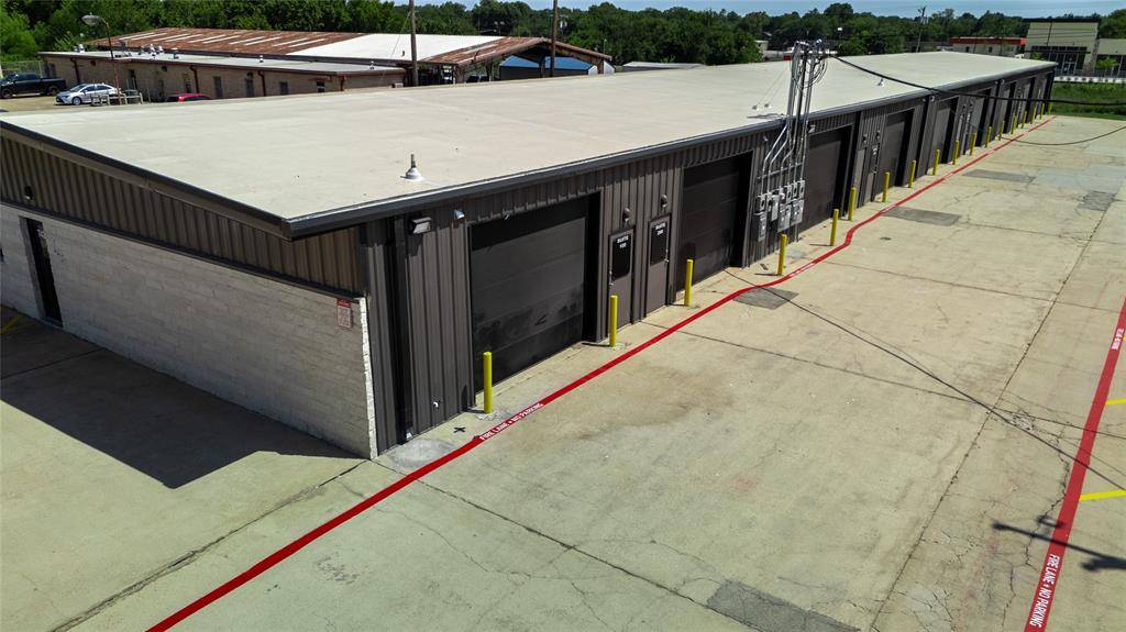 742 Dalworth Drive #200, Mesquite, TX 75149
