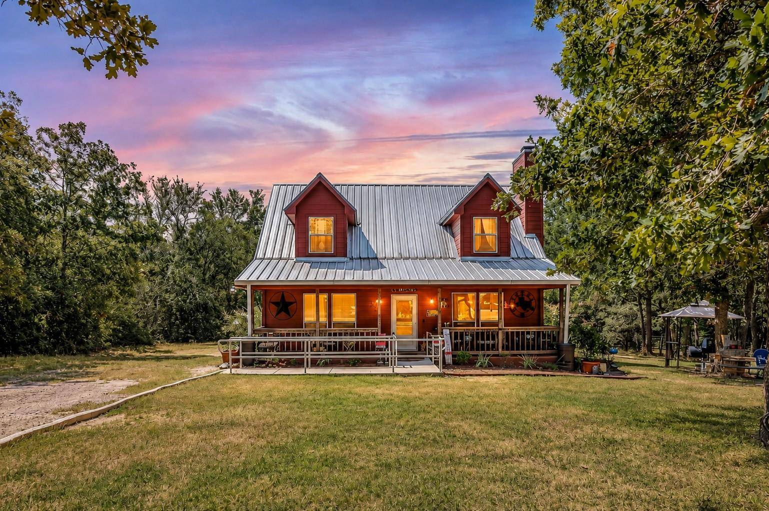 611 Wilson RD, Red Rock, TX 78662
