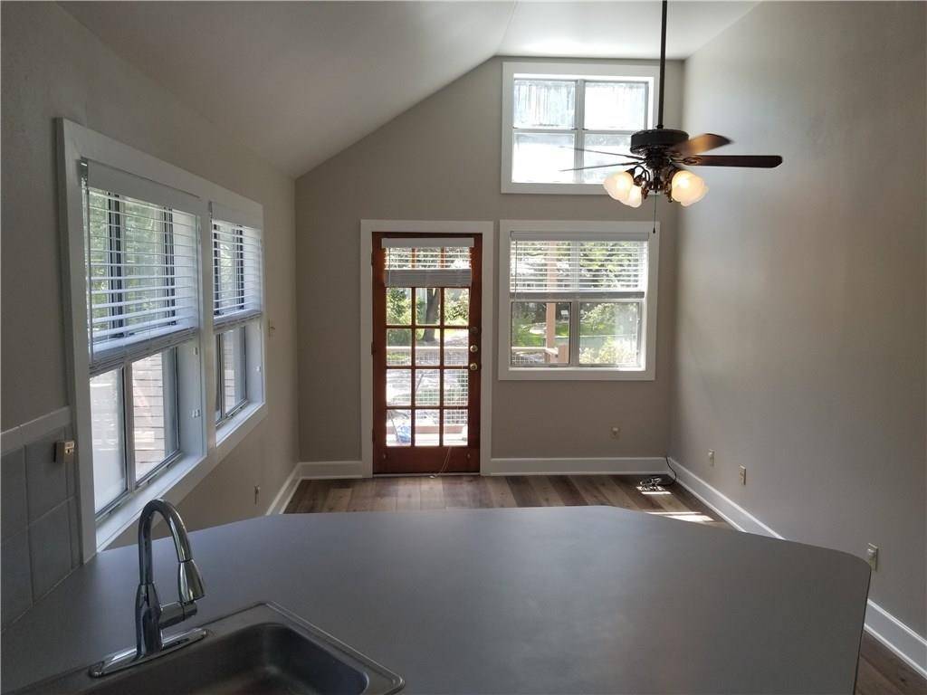 2102 Townes LN #B, Austin, TX 78703