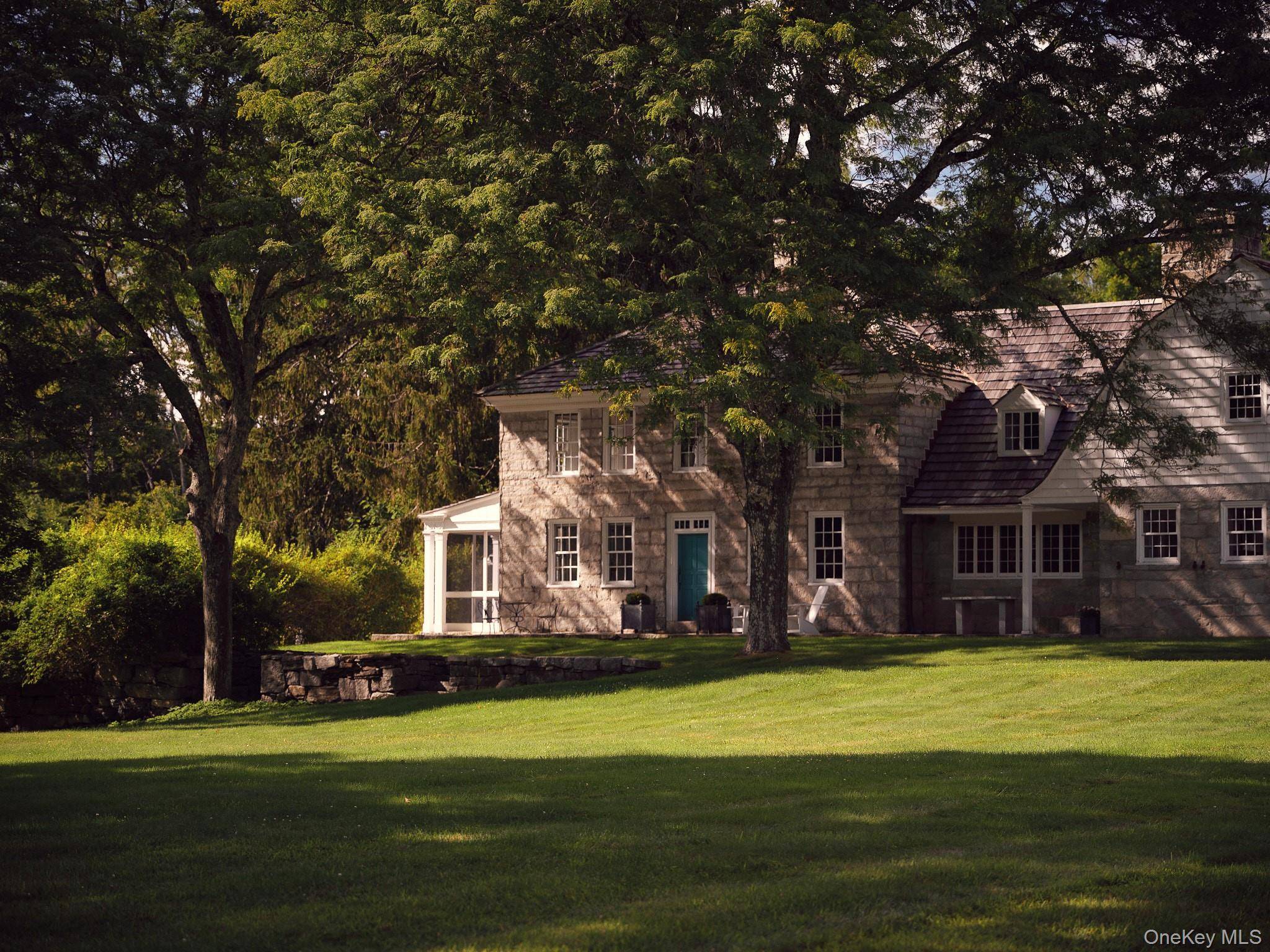 102 Melius RD, Call Listing Agent, CT 06754-1503