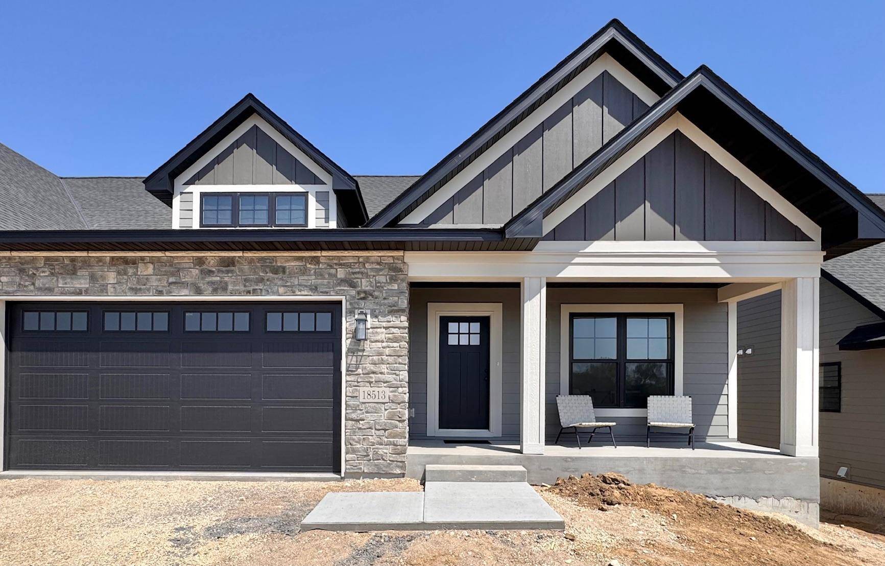 18542 Ifton WAY, Lakeville, MN 55044