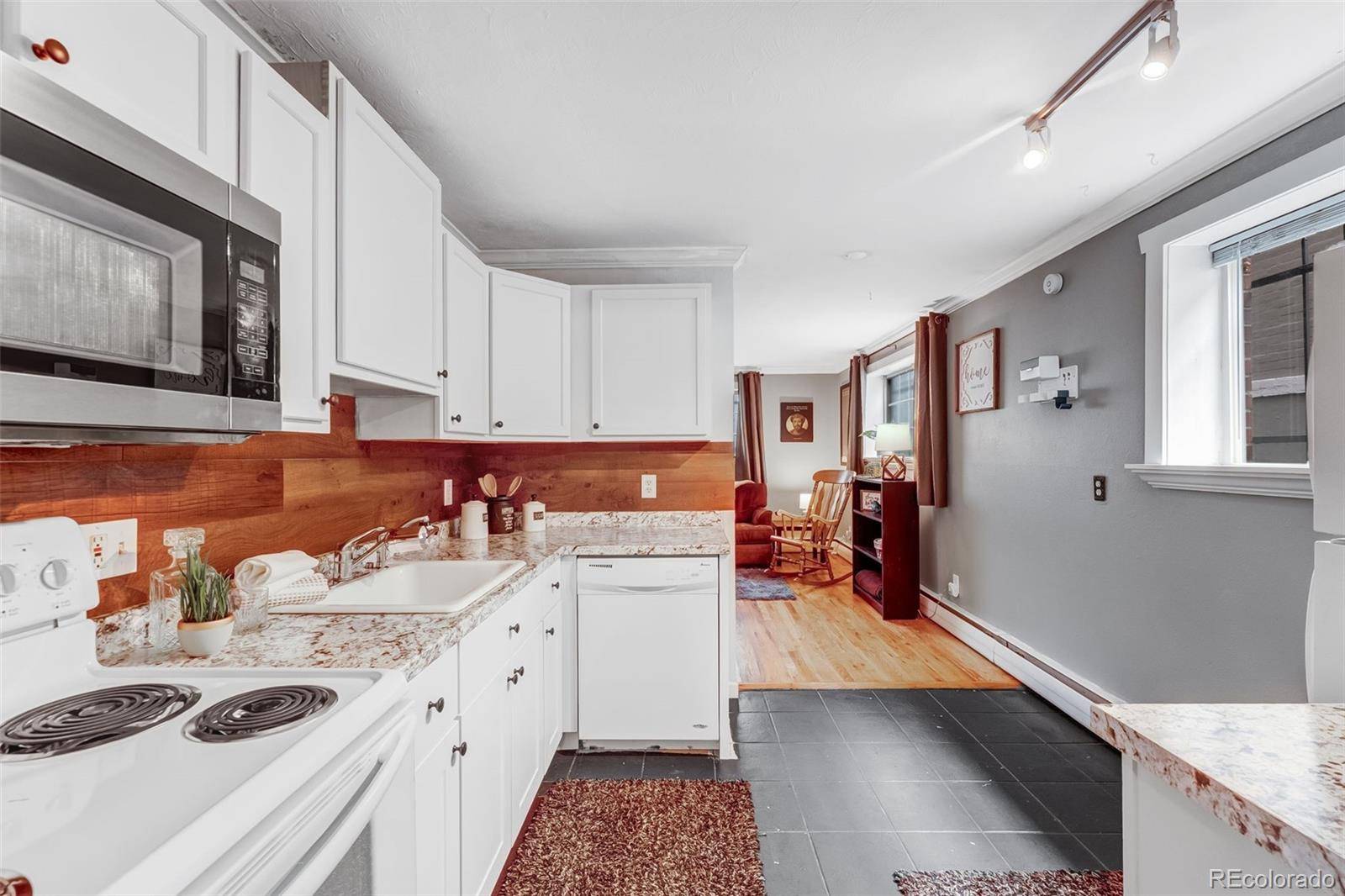 1 S Pennsylvania ST #101, Denver, CO 80209