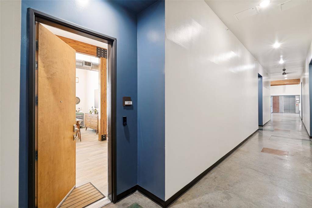 2502 Live Oak Street #104, Dallas, TX 75204