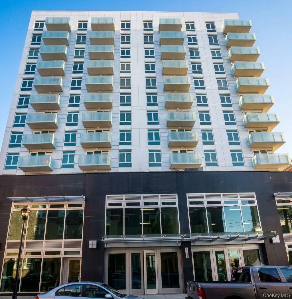 142-38 37th AVE #5C, Flushing, NY 11354