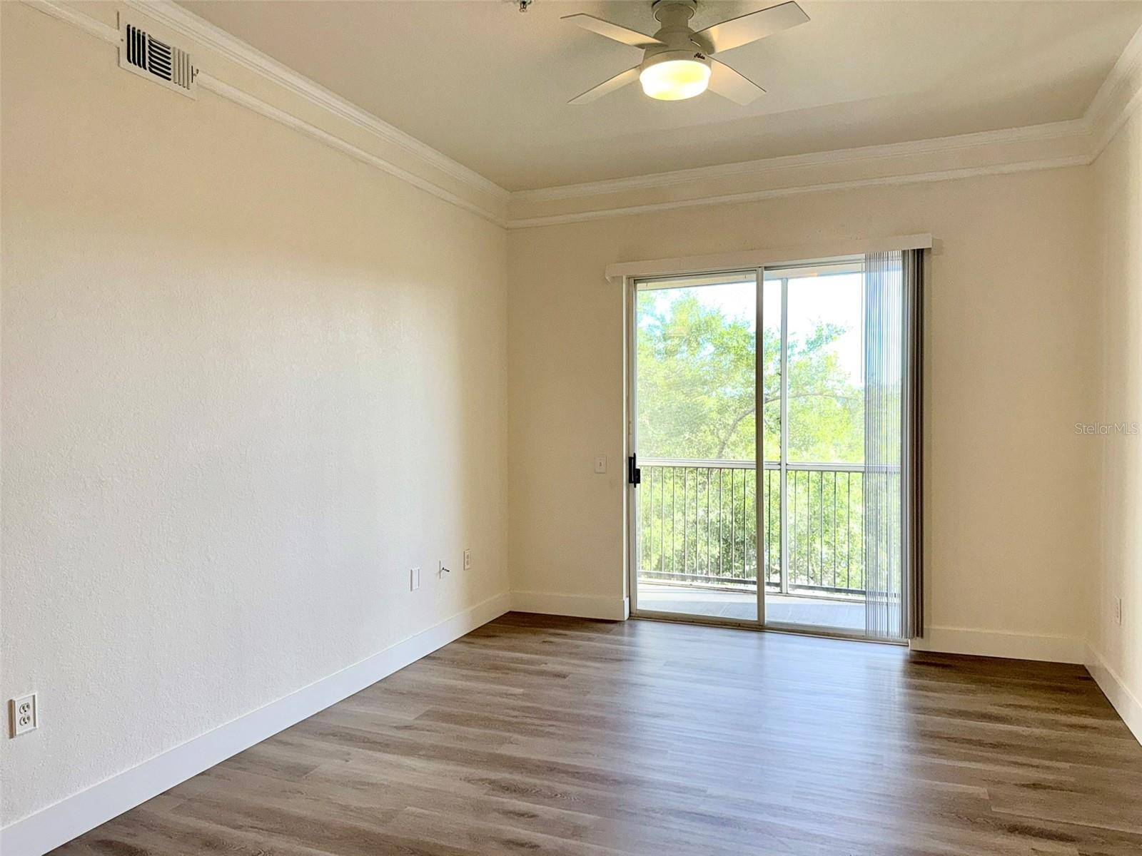 5152 NORTHRIDGE RD #302, Sarasota, FL 34238