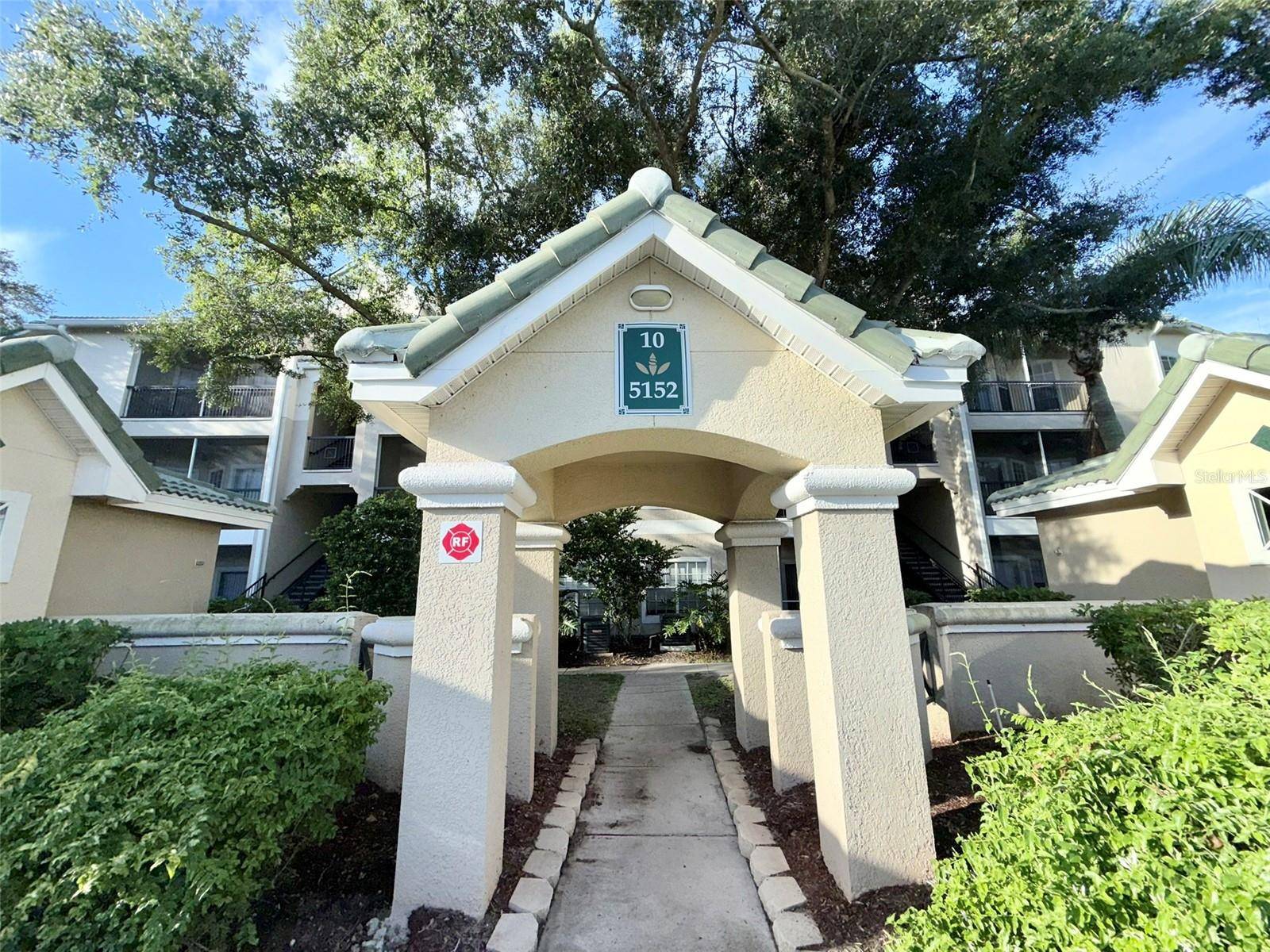 5152 NORTHRIDGE RD #302, Sarasota, FL 34238