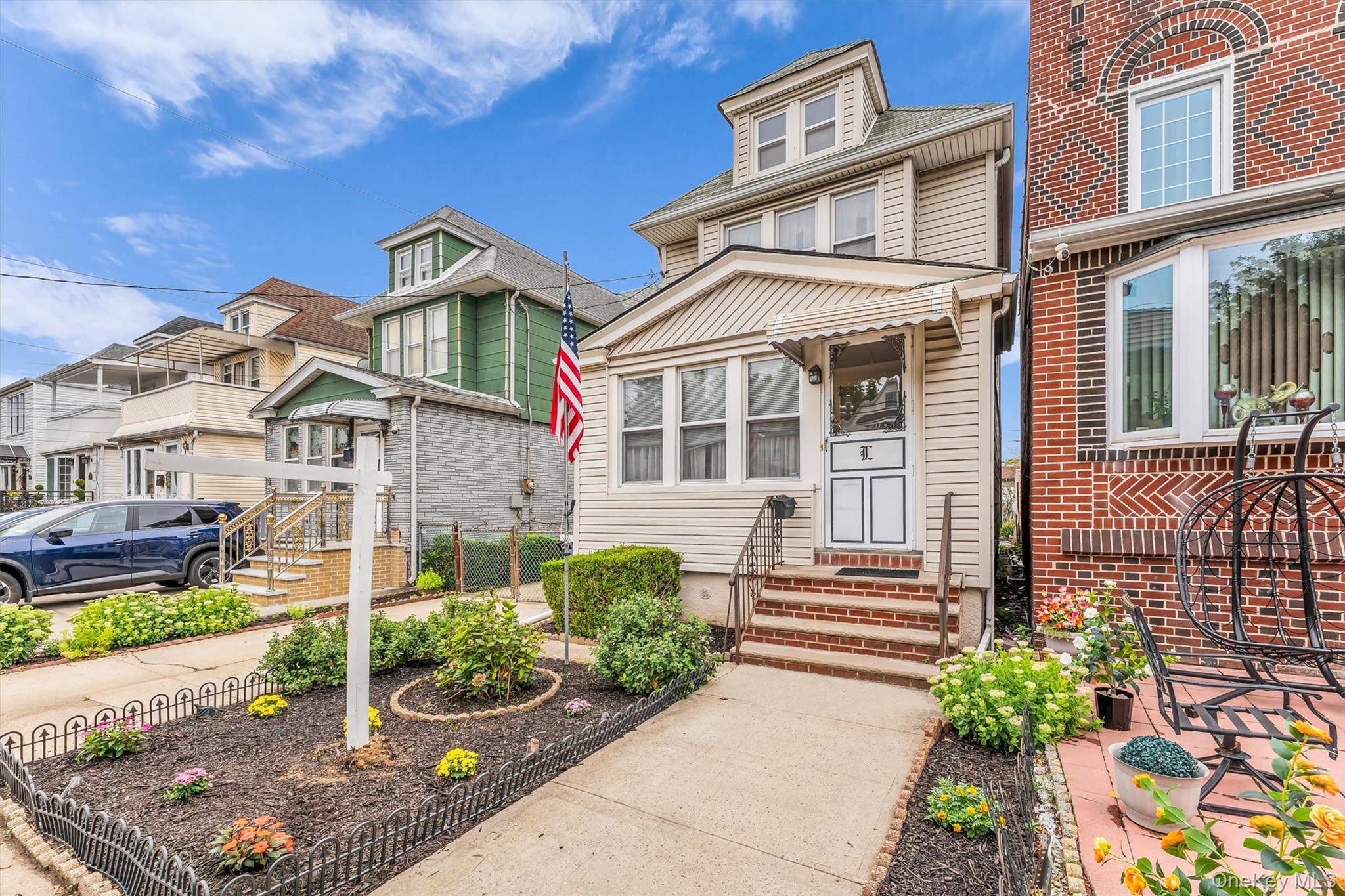 13226 114th PL, South Ozone Park, NY 11420