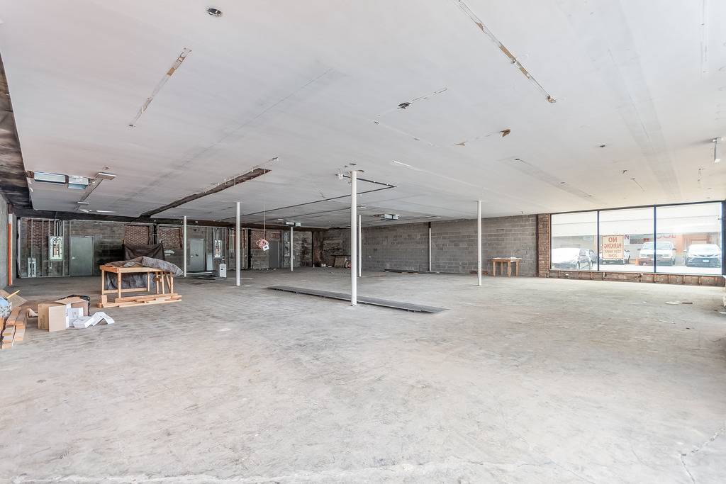 3921 W TOUHY AVE, Lincolnwood, IL 60712