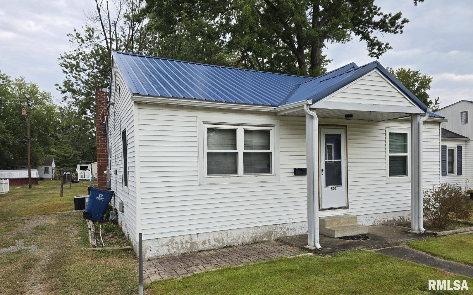 505 S 2ND ST, Marion, IL 62959