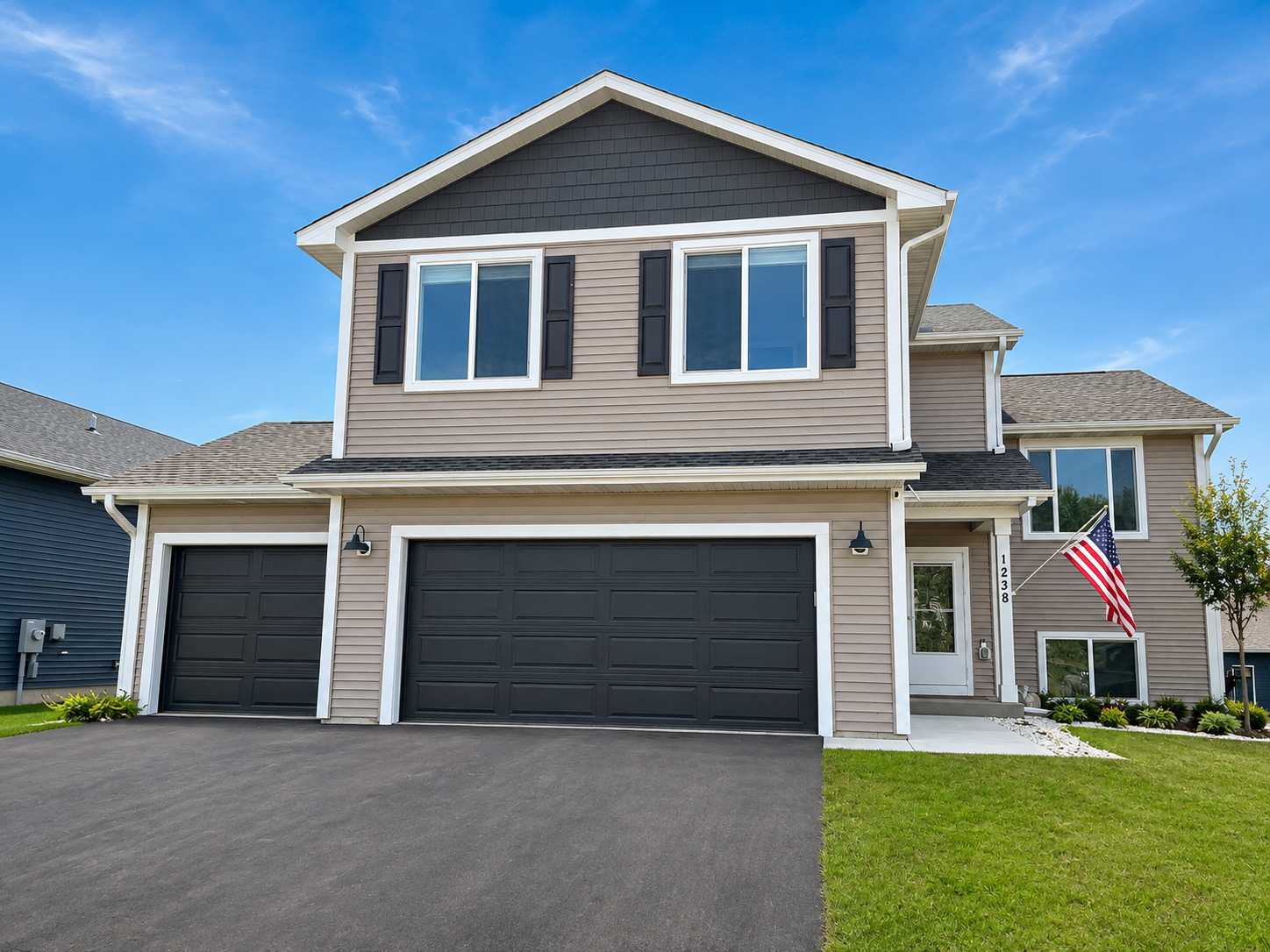 1238 Compton AVE, River Falls, WI 54022