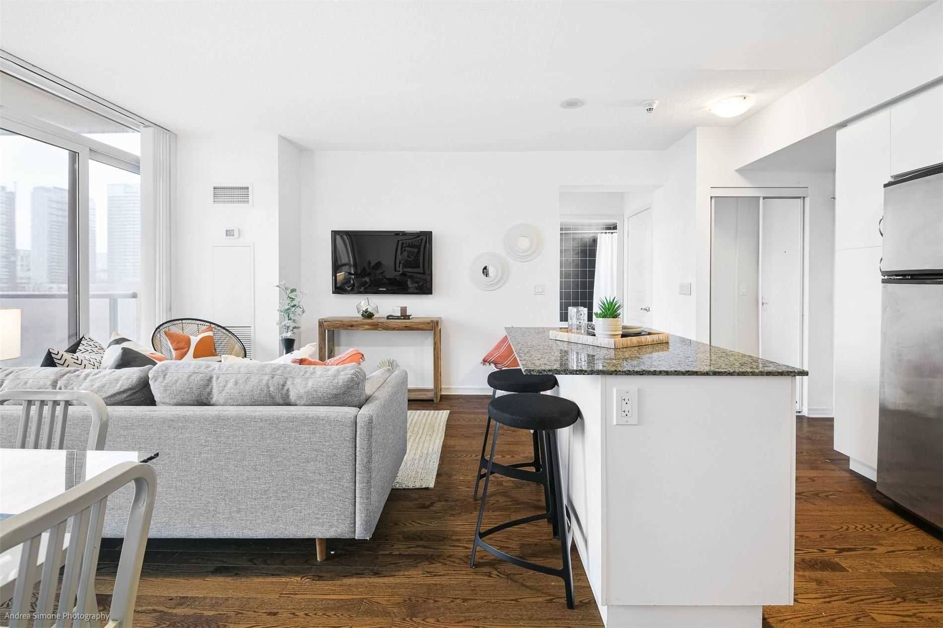 2230 Lake Shore BLVD W #603, Toronto W06, ON M8V 0B2