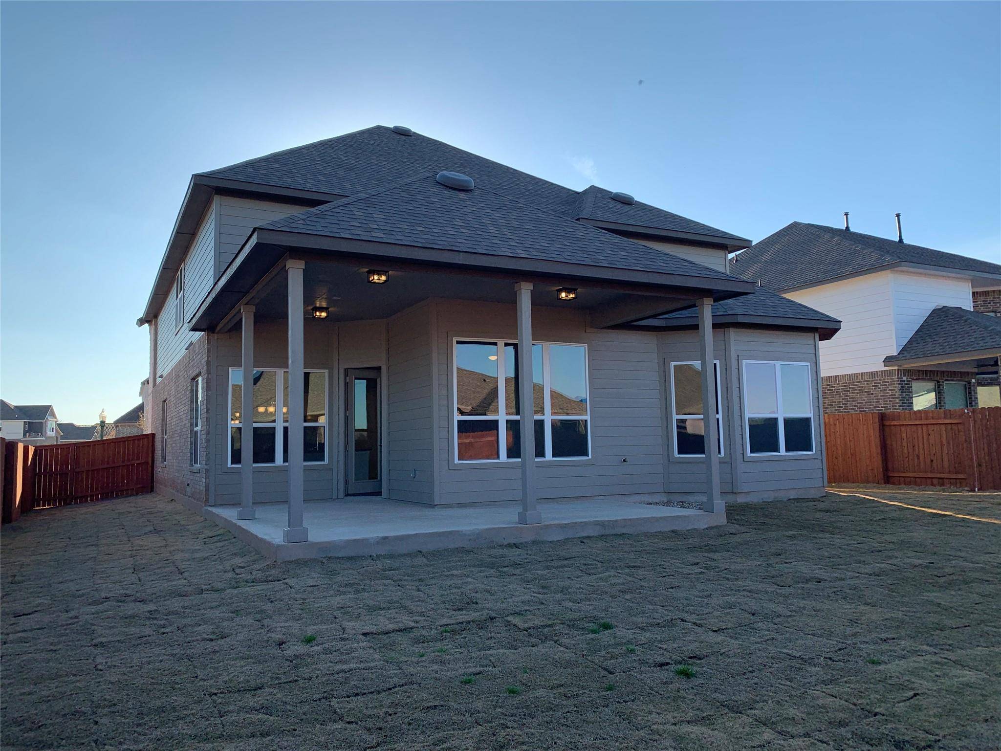 2202 Ambling TRL, Georgetown, TX 78628
