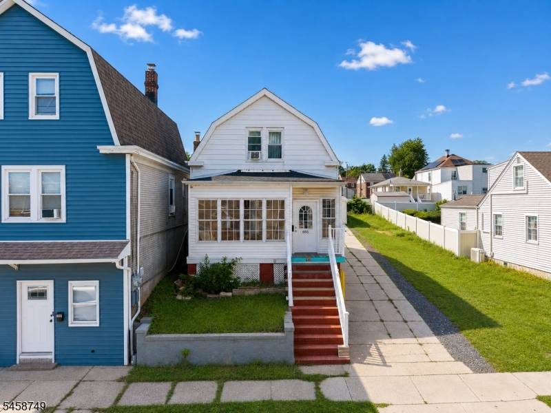 685 Raritan Ave, Perth Amboy City, NJ 08861