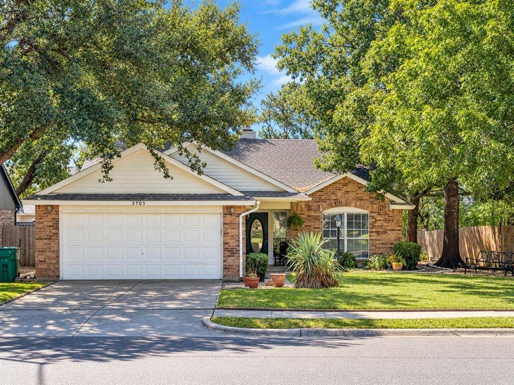 2705 Thunderbird Drive, Denton, TX 76207
