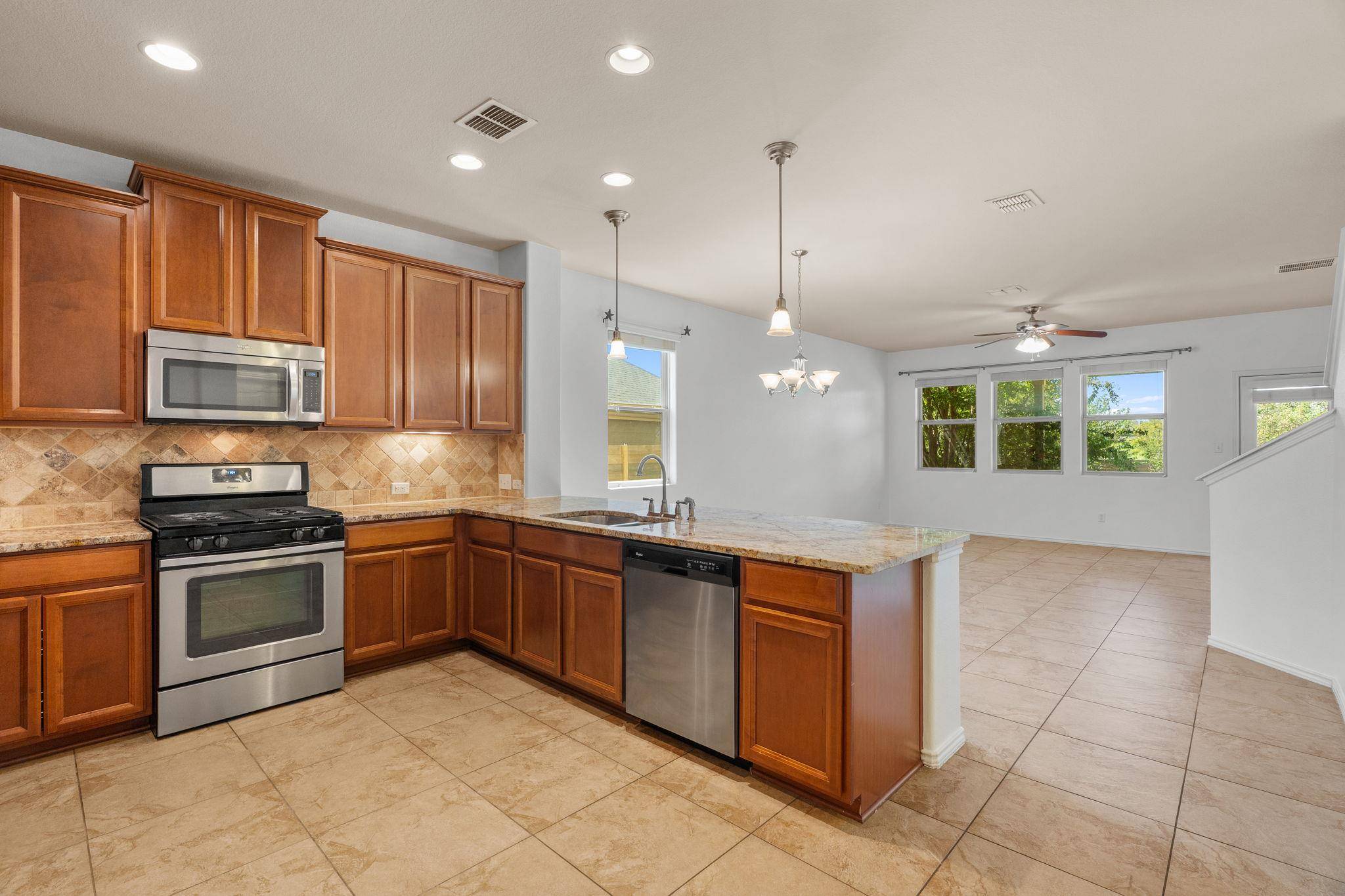 2627 Garlic Creek DR, Buda, TX 78610