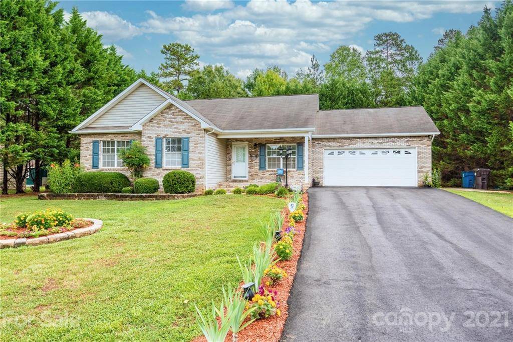 5106 Silver Tree TRL, Conover, NC 28613