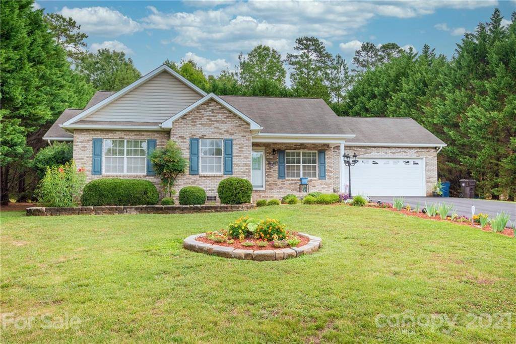 5106 Silver Tree TRL, Conover, NC 28613