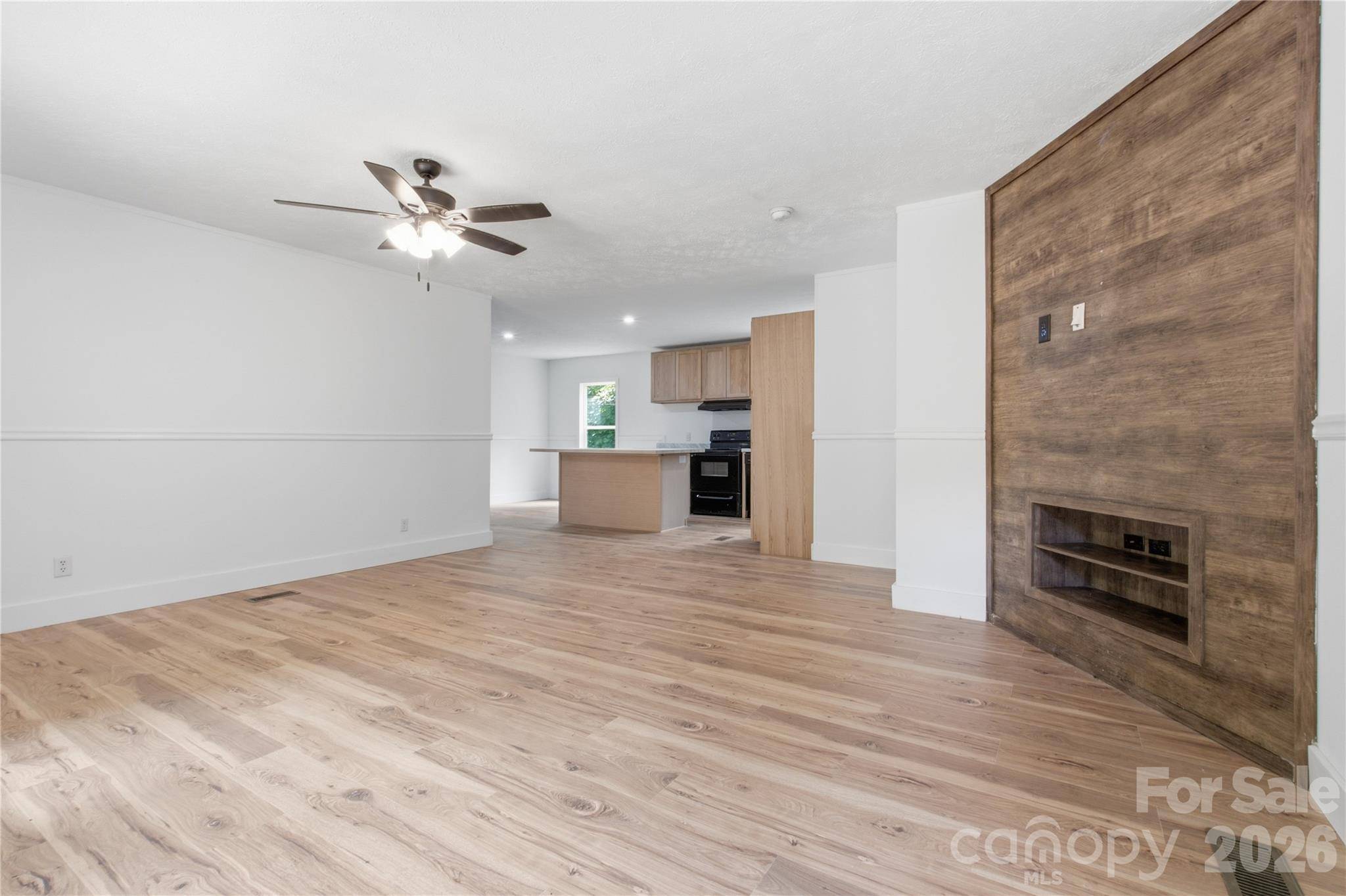 55 Harris Ridge RD, Candler, NC 28715