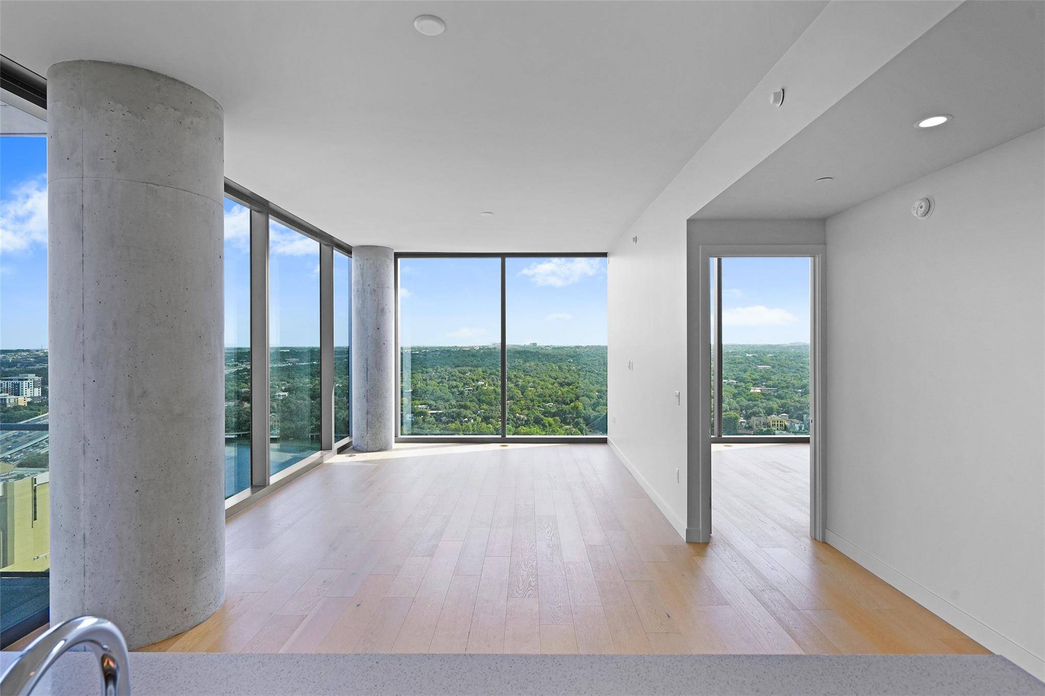 44 East Ave #2510, Austin, TX 78701