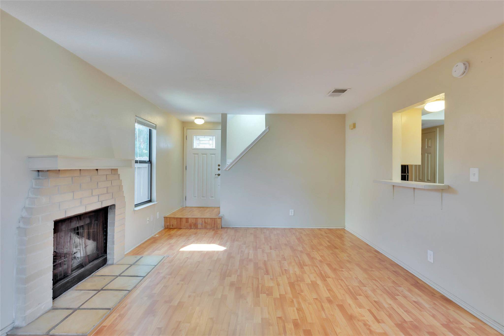8806 Springmail CIR #A, Austin, TX 78729