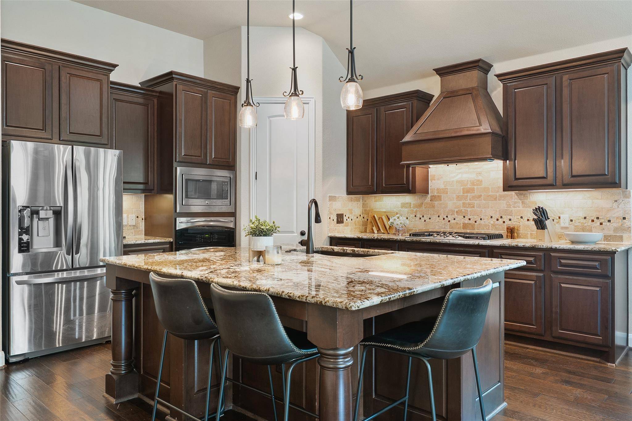209 Maxwell WAY, Austin, TX 78738