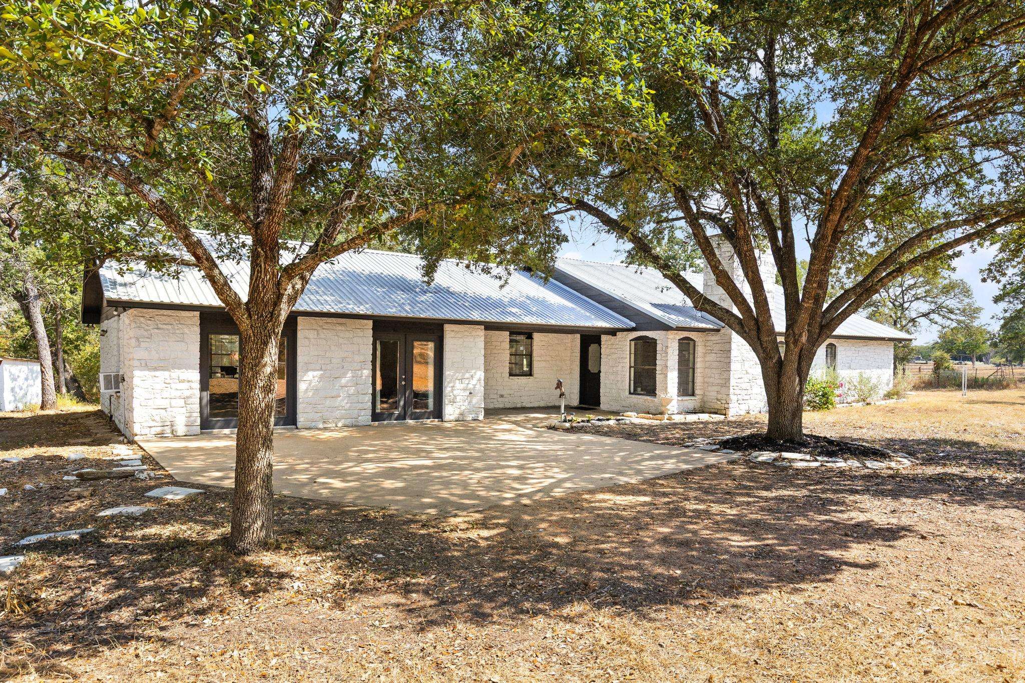 196 Willy RD, Bastrop, TX 78602