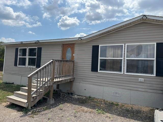 137 Oso ST, Cedar Creek, TX 78612