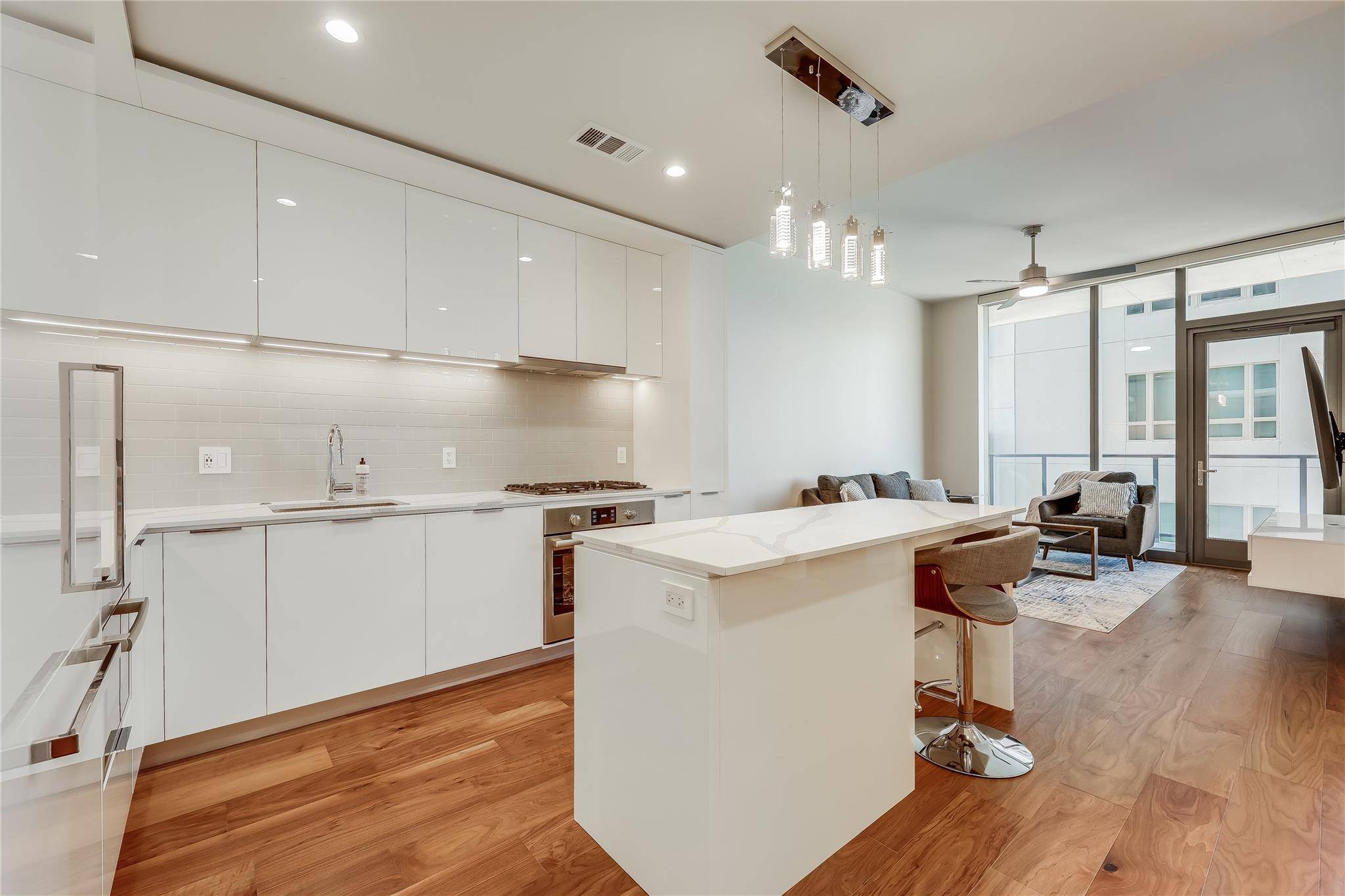 44 East Ave #2303, Austin, TX 78701