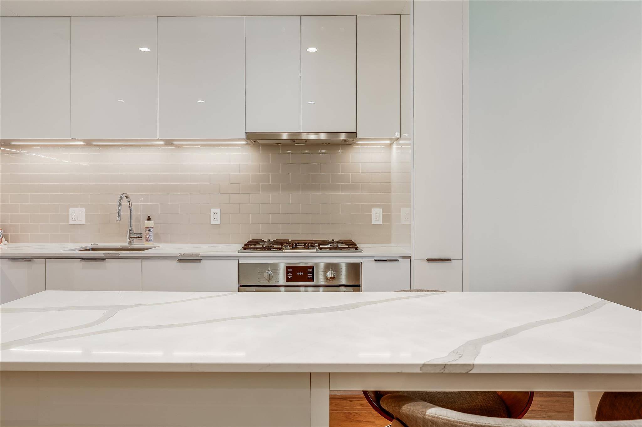 44 East Ave #2303, Austin, TX 78701