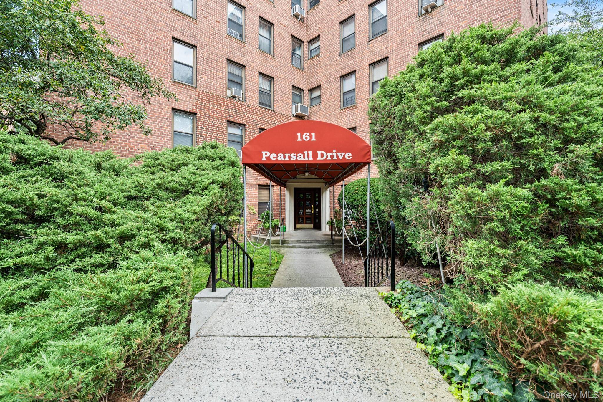 161 Pearsall DR #4B, Mount Vernon, NY 10552