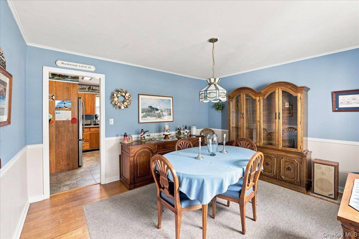 297 Maple AVE, Patchogue, NY 11772