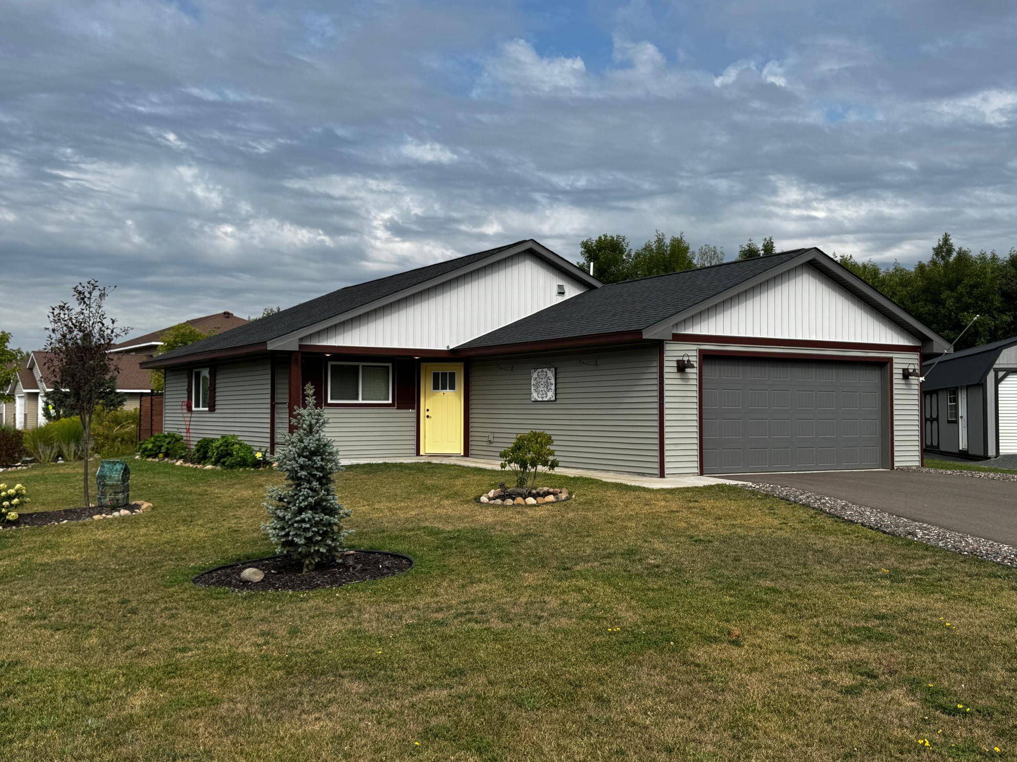 1302 Greentree DR, Saint Croix Falls, WI 54024
