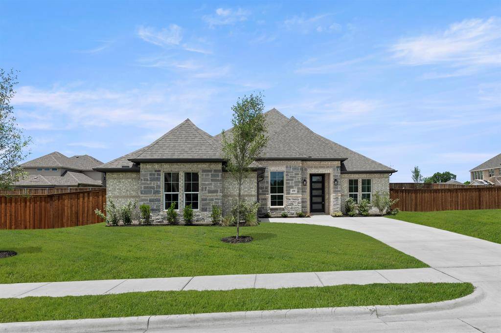 408 Heritage Hill Drive, Forney, TX 75126
