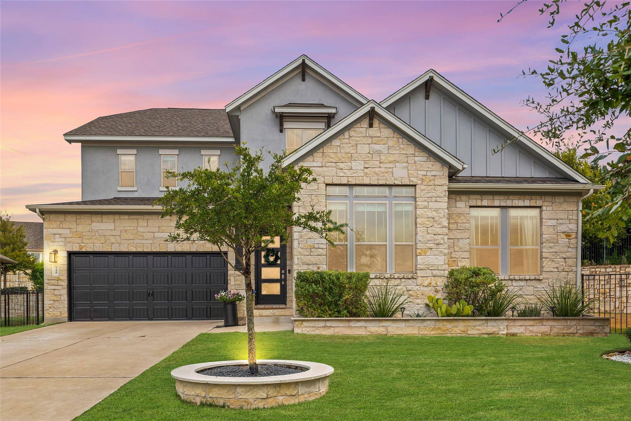149 Autumn Wood LN, Austin, TX 78737
