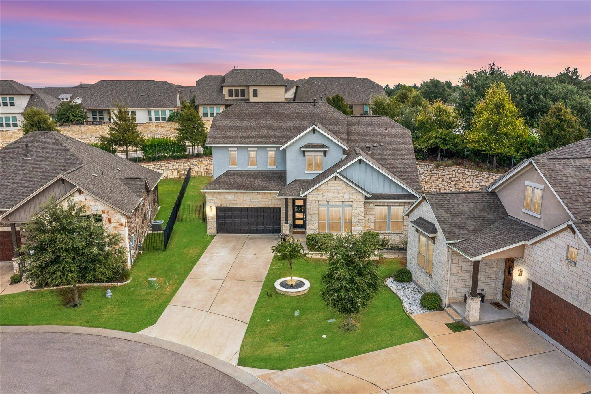 149 Autumn Wood LN, Austin, TX 78737