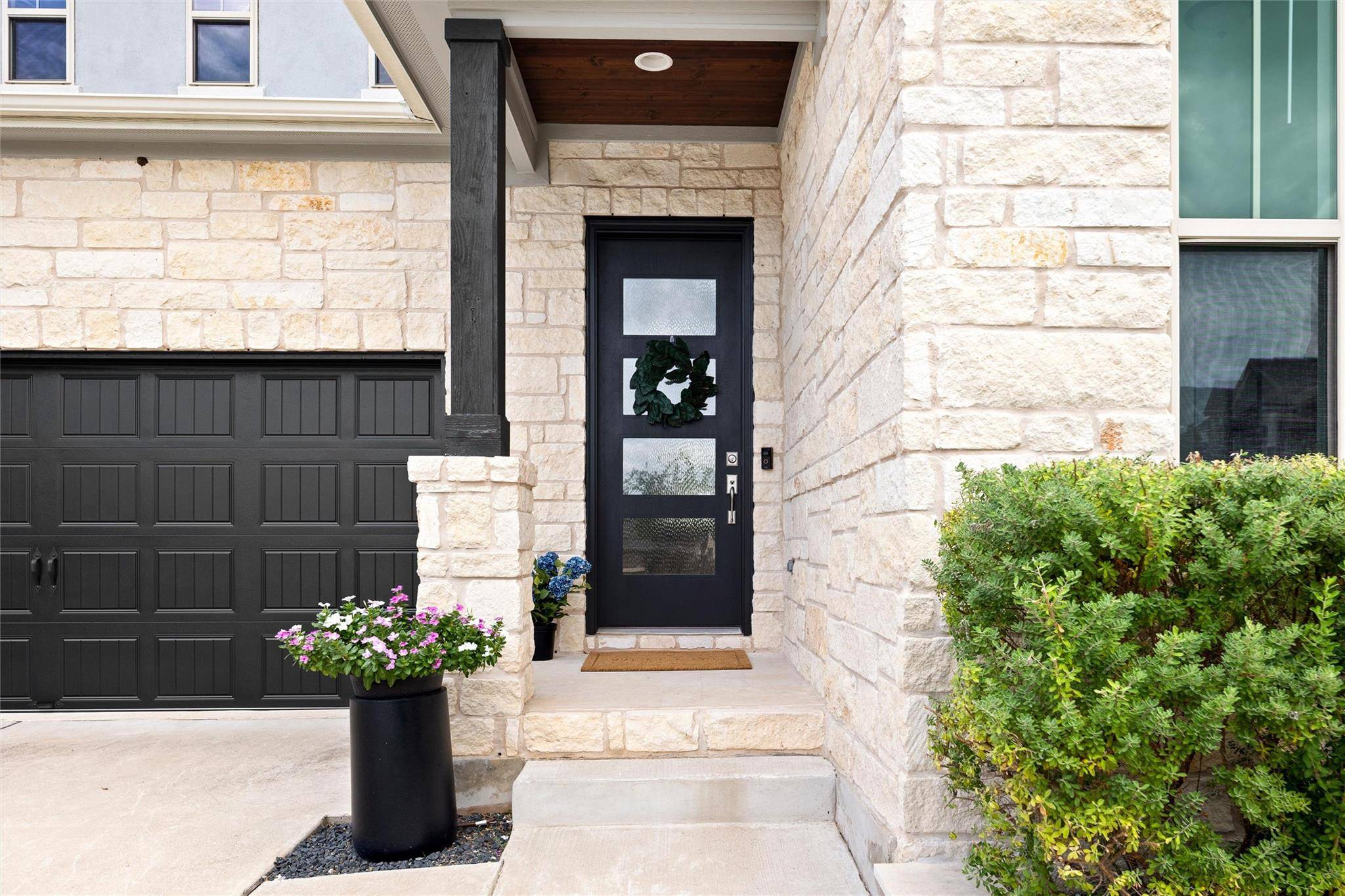 149 Autumn Wood LN, Austin, TX 78737