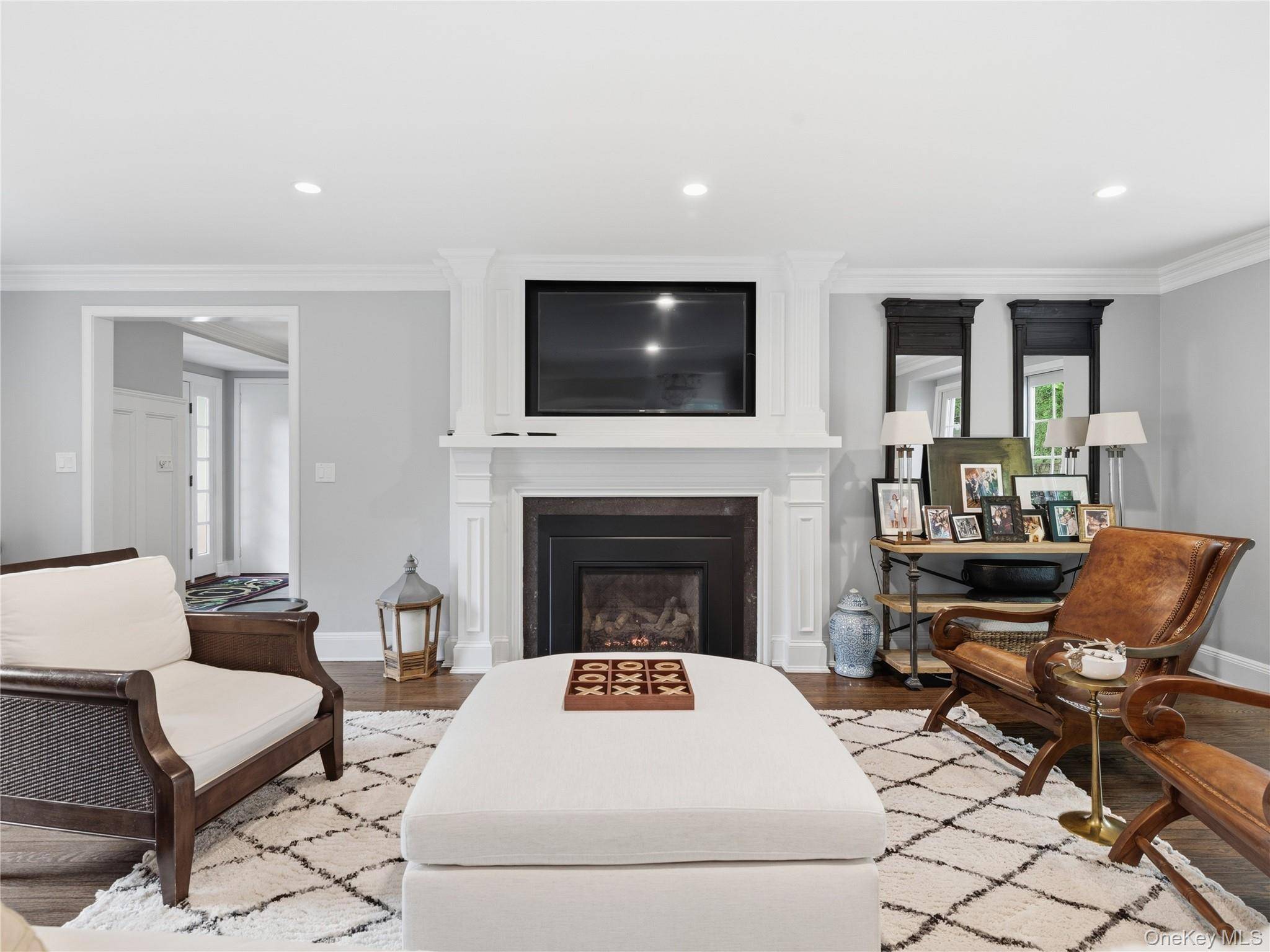 140 Remington RD, Manhasset, NY 11030
