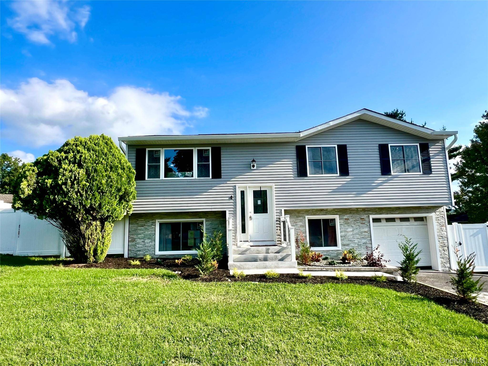 4 Liberty CT, Washingtonville, NY 10992