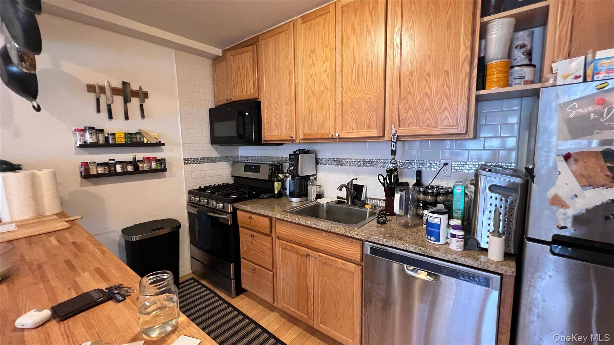 10-44 47th AVE #3F, Long Island City, NY 11101