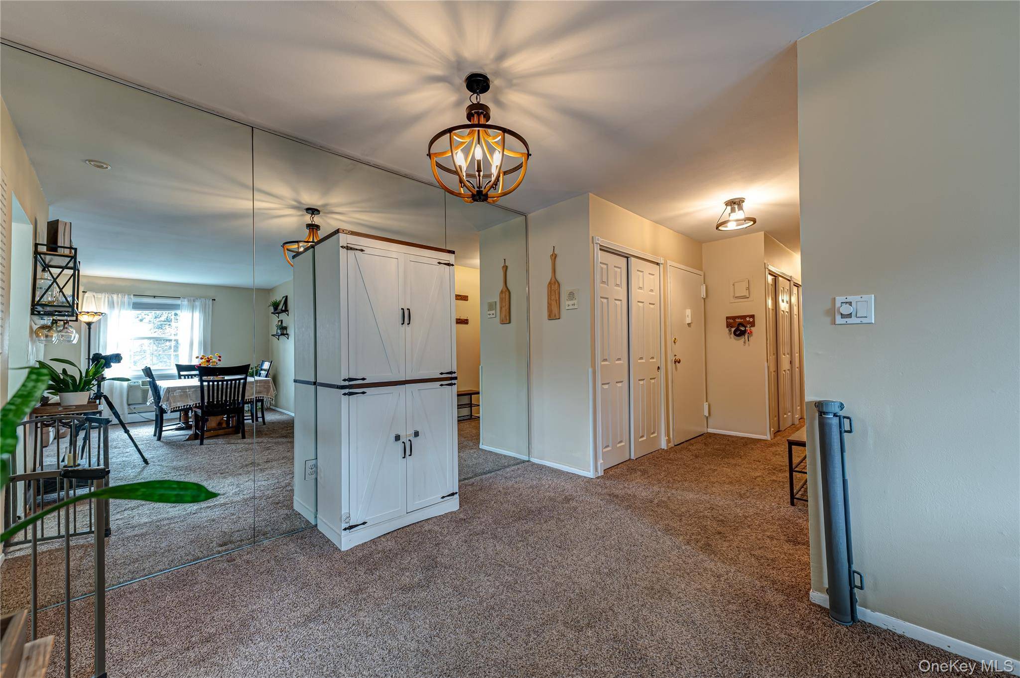 460 Old Town Road #3-O, Port Jefferson Station, NY 11776