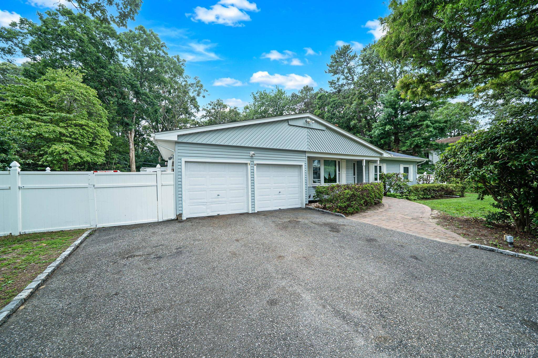 12 Beecher ST, Coram, NY 11727