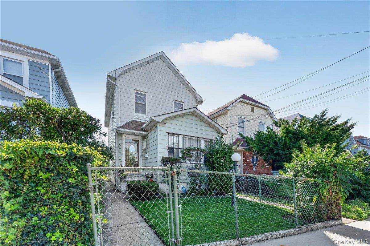 118-29 218th ST, Cambria Heights, NY 11411