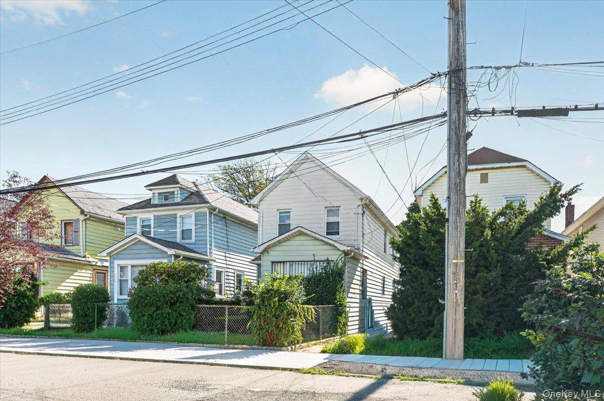 118-29 218th ST, Cambria Heights, NY 11411