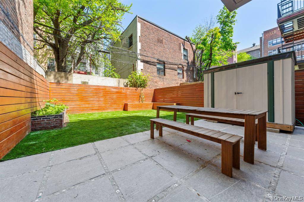 311 Hart ST #1B, Brooklyn, NY 11206