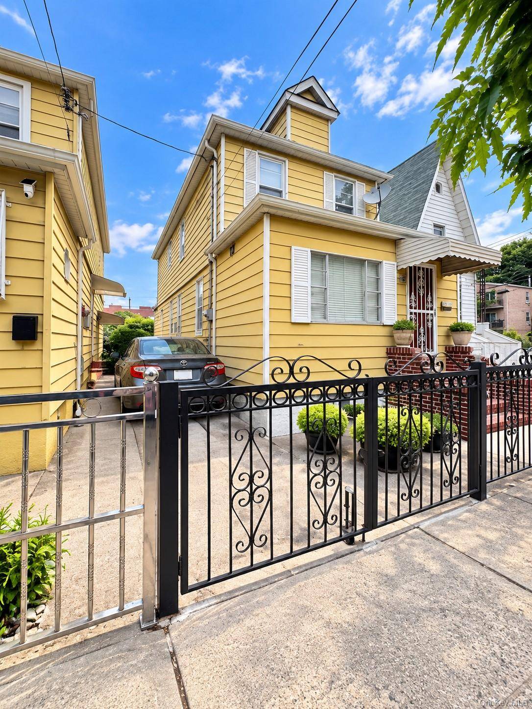 10117 46th AVE, Corona, NY 11368