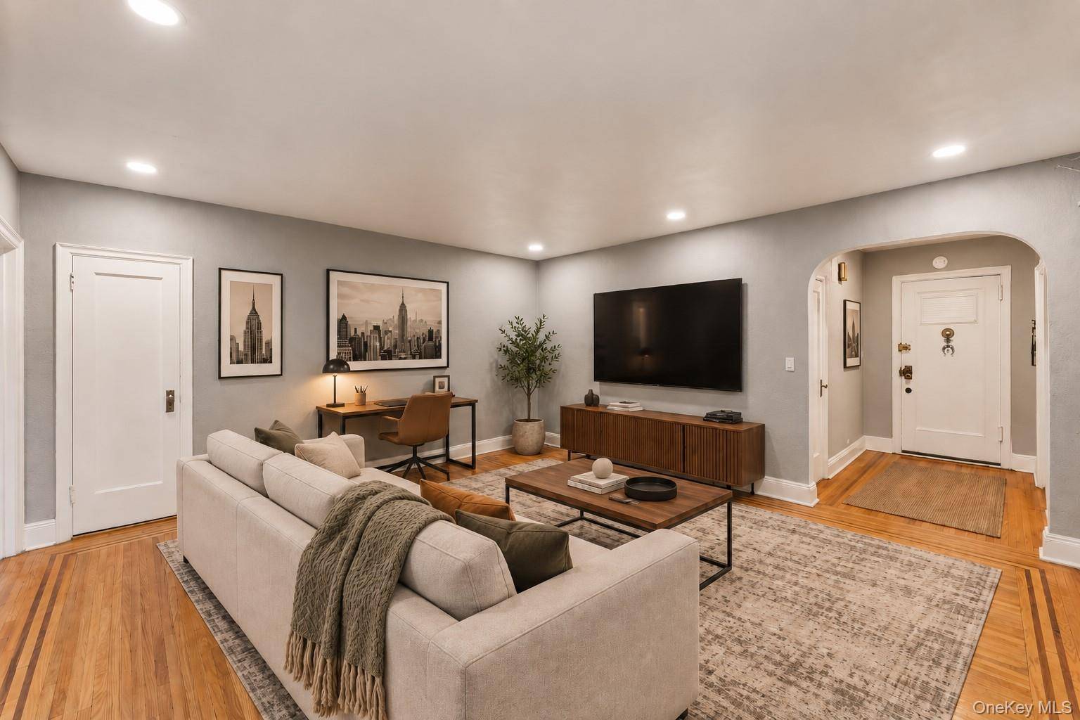 475 Bronx River RD #3F, Yonkers, NY 10704