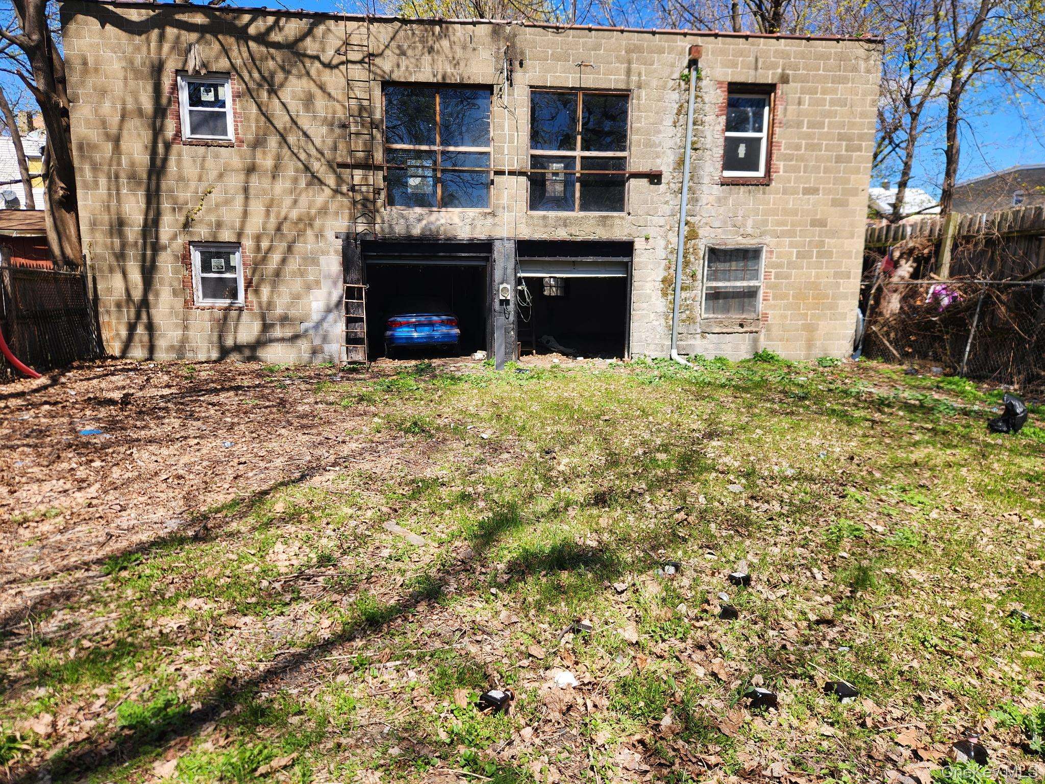 18 Hasbrouck ST, Newburgh, NY 12550